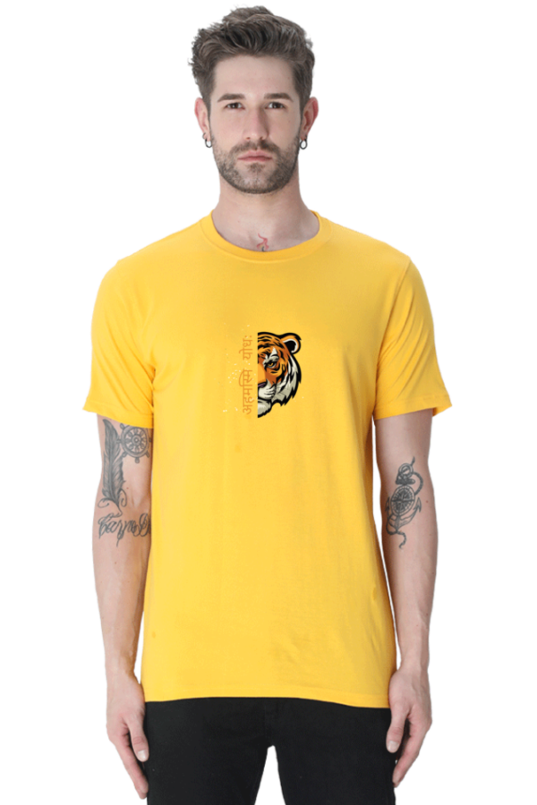 अहमस्मि योधः | I am a warrior | Yellow & Golden Yellow Round Neck Half Sleeve Classic